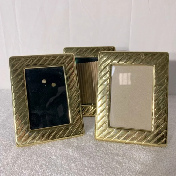 Vintage Gold Brass Tone Diagonal Ribbed Texture Picture Frames X3 - Picture 13 of 13